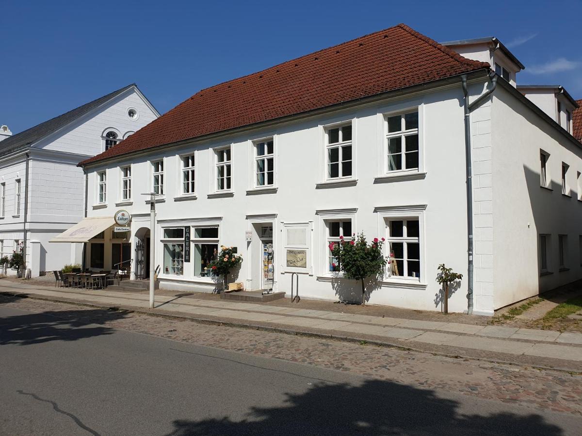 Dts Appartements Putbus Eksteriør bilde